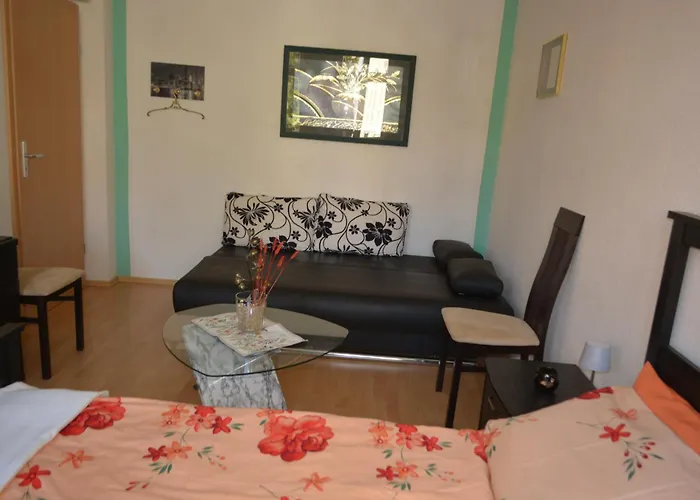 Im Herzen Der Altstadt Von Naumburg-saale